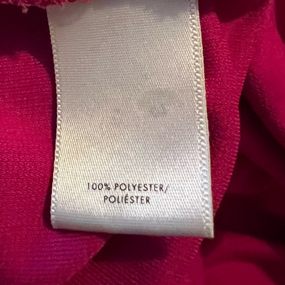 ⭐️Ann Taylor V-Neck  Top - Picture 6 of 7